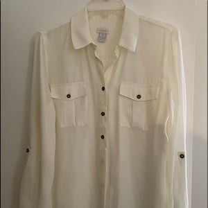 Stunning CHICOS ivory blouse, size 1 (8/M) 100% polyester, unique button down